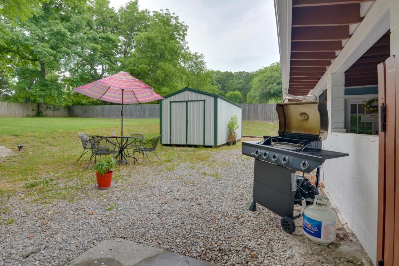 Bright Springfield Home Walk To Nature Center! Exterior foto