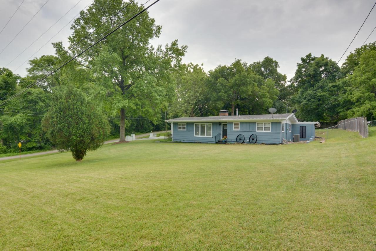 Bright Springfield Home Walk To Nature Center! Exterior foto